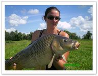 commune 14kg400. vive aurore !! une feminine de nos enduros..