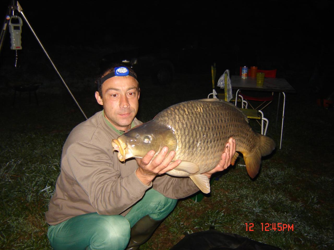 Il fait frais mais quel bonheur de tenir ce poisson !