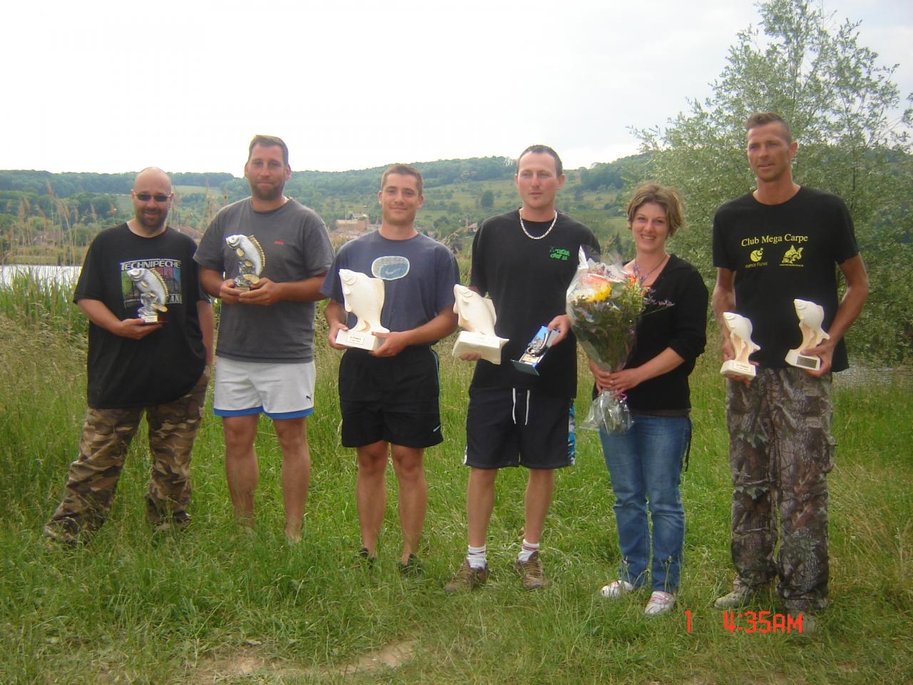 les 3 premieres equipes et notre feminine a notre enduro de Mai 2014